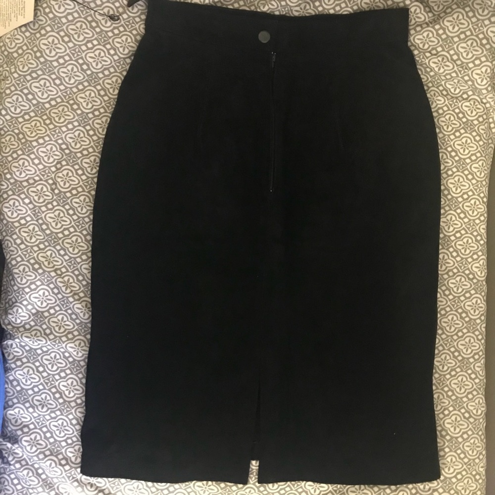 NWT Vintage Winlit Black Suede Leather Skirt - Picture 2 of 9